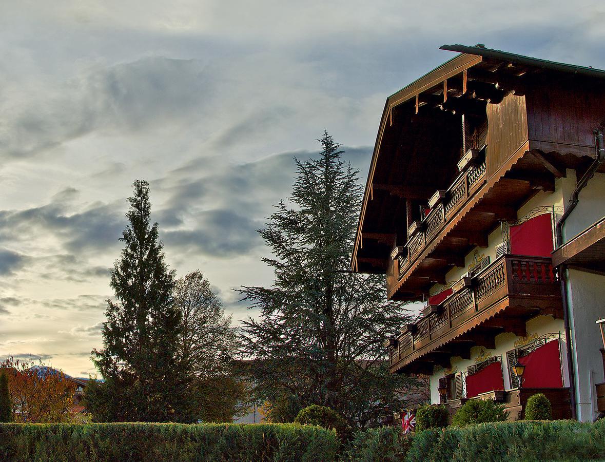 Hotel Alpenhof บาดวิสเซ ภายนอก รูปภาพ